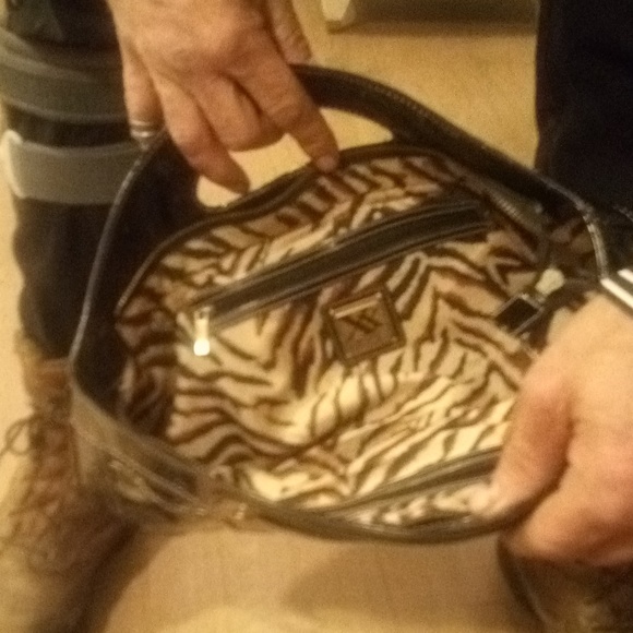 Hand bag - Picture 2 of 4